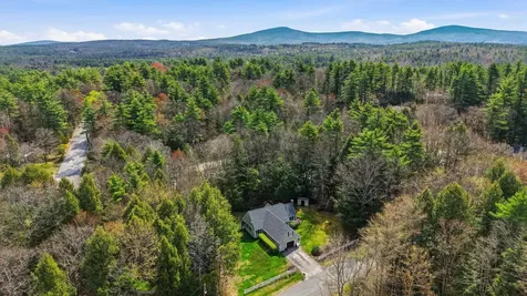 7 Picard Road Peterborough NH 03458