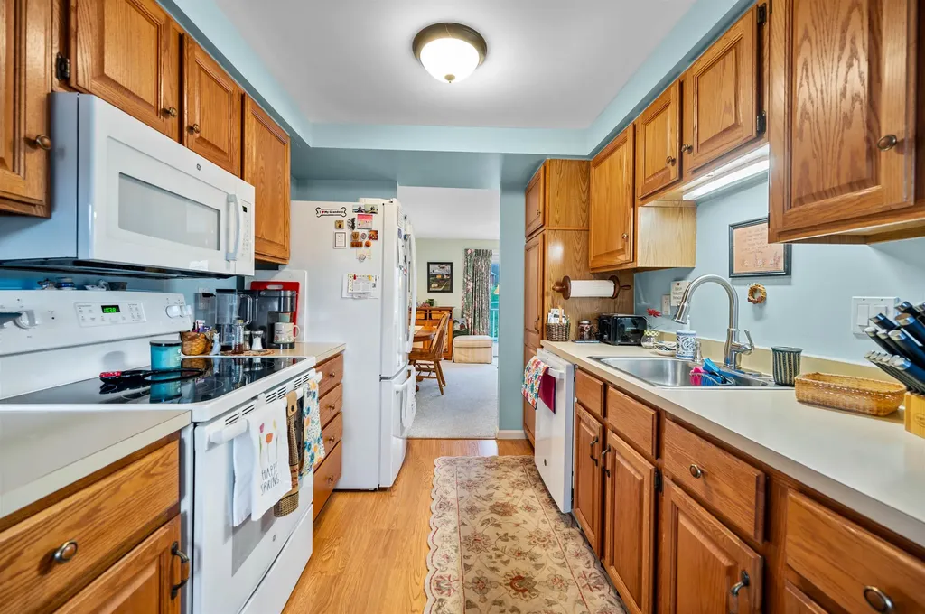 72 Wildersburg Common Barre Town VT 05461