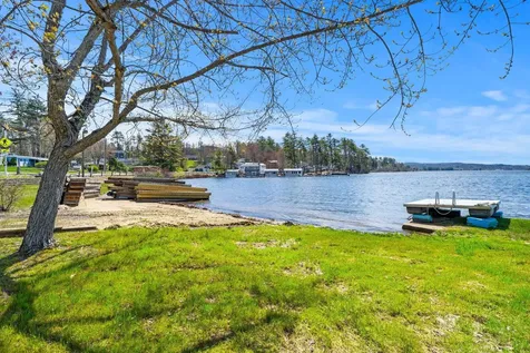 591 Weirs Boulevard Laconia NH 03246-1109
