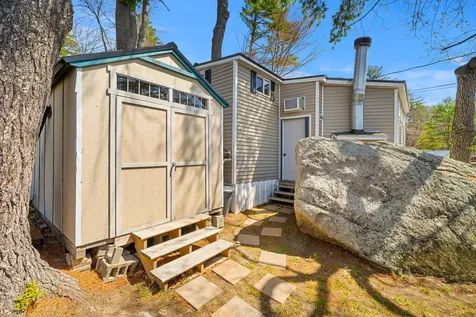 591 Weirs Boulevard Laconia NH 03246-1109