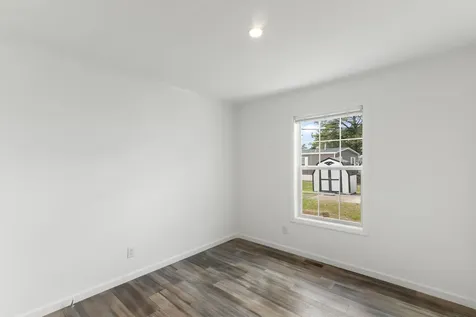 40 Pine Street Hinsdale NH 03451