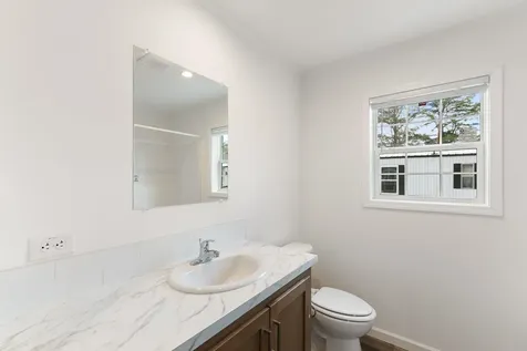 40 Pine Street Hinsdale NH 03451