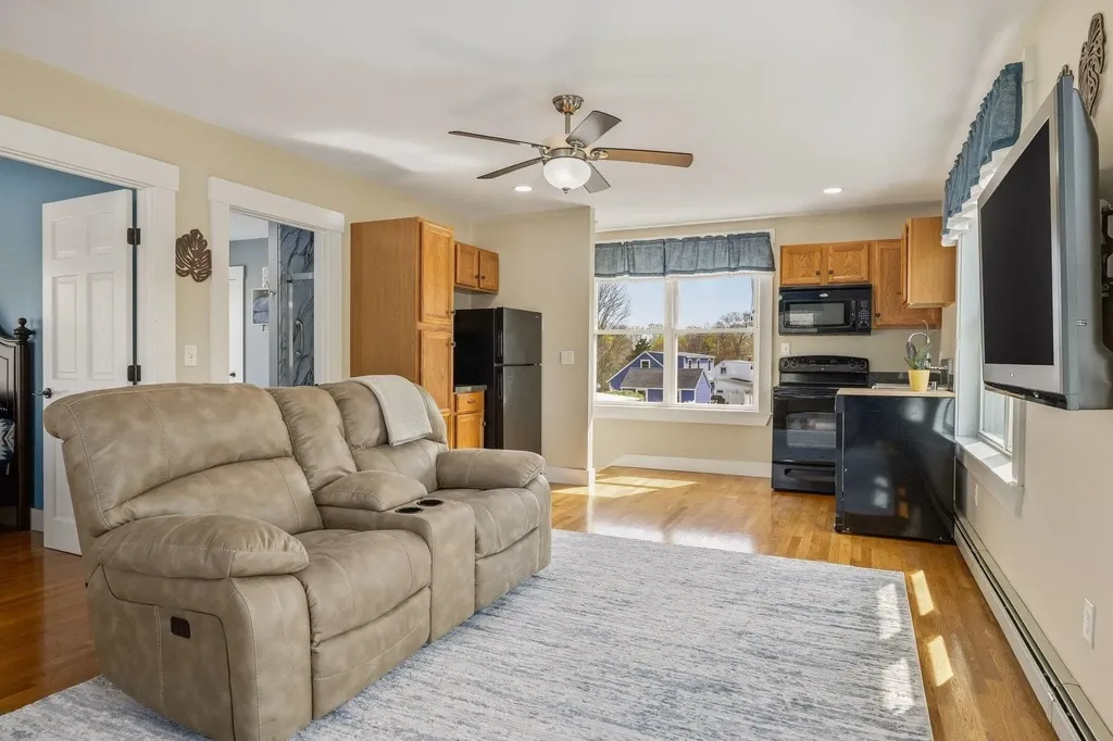 163 Ocean Road Portsmouth NH 03801