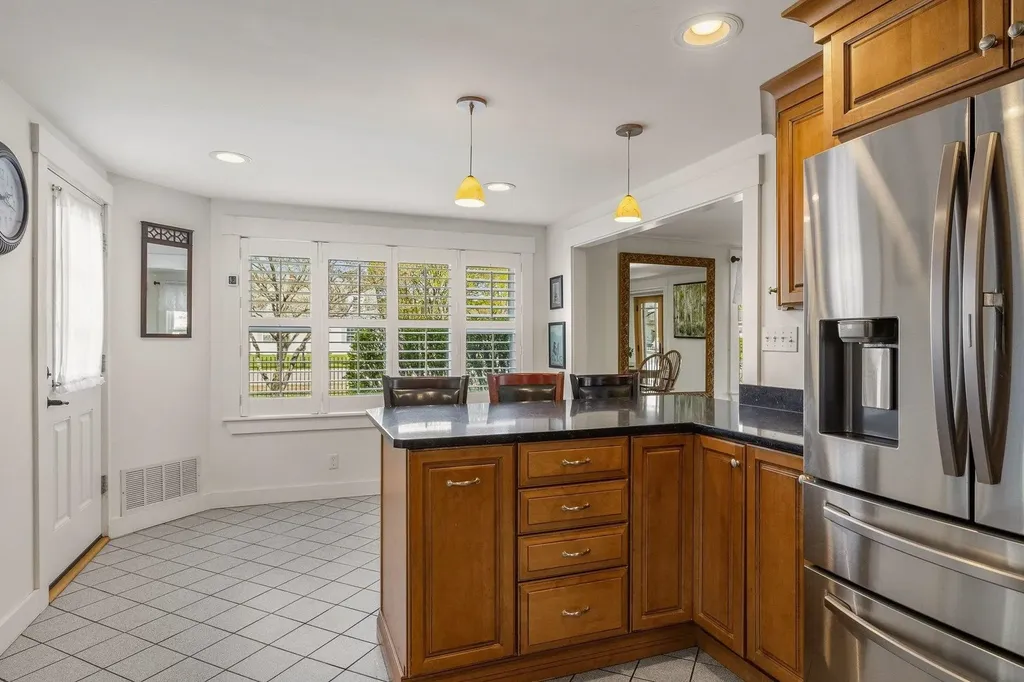 163 Ocean Road Portsmouth NH 03801