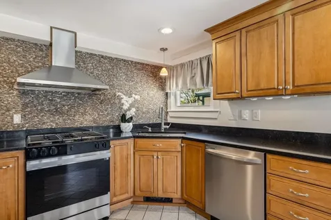 163 Ocean Road Portsmouth NH 03801