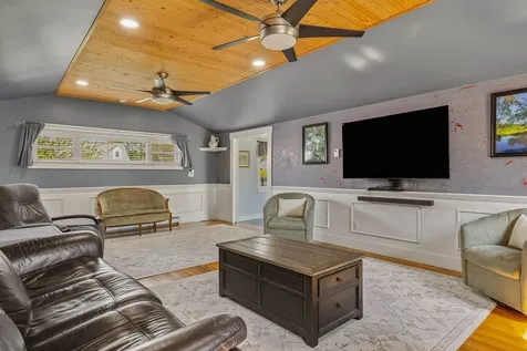 163 Ocean Road Portsmouth NH 03801