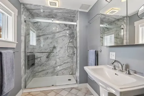 163 Ocean Road Portsmouth NH 03801
