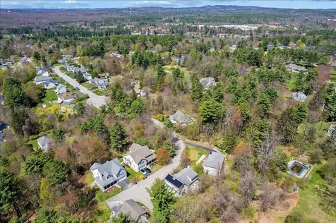 198 Mclane Way Manchester NH 03104