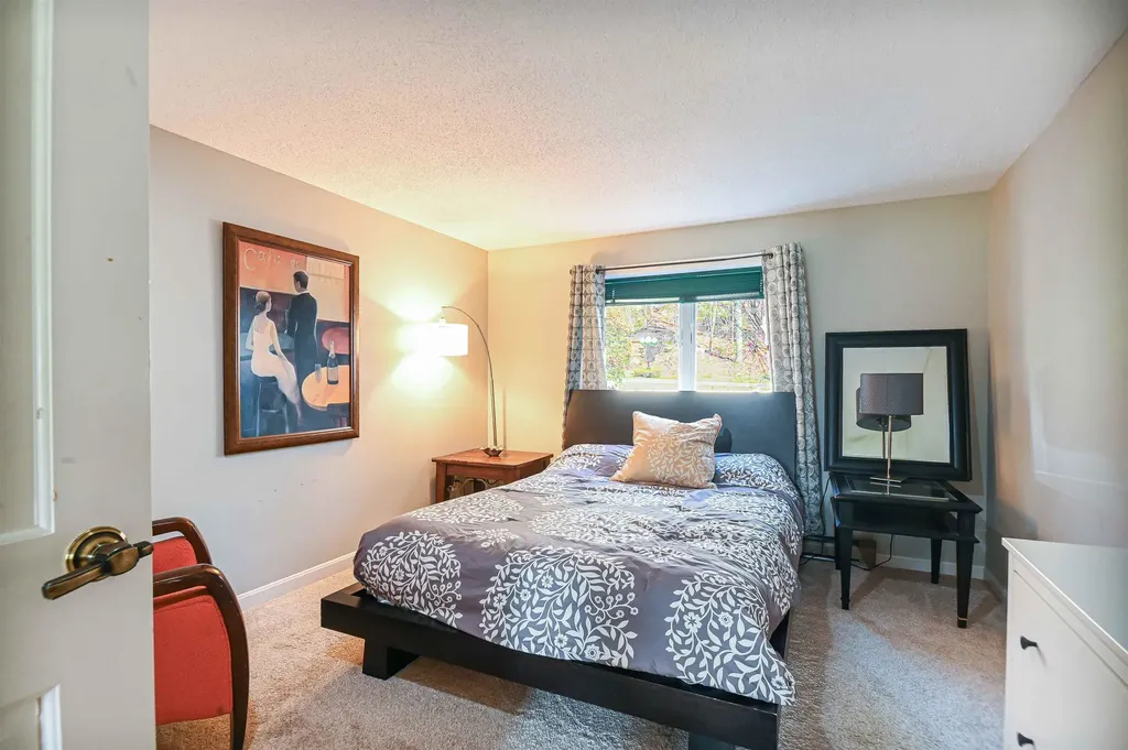 31D Wentworth Hall Avenue Jackson NH 03846