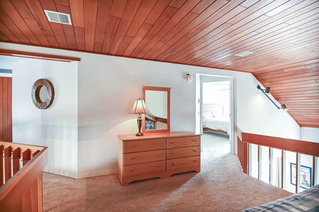 31D Wentworth Hall Avenue Jackson NH 03846