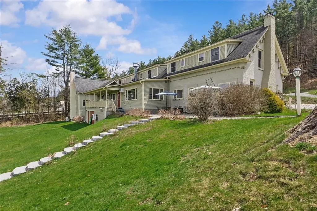 717 Maple Street Stowe VT 05672