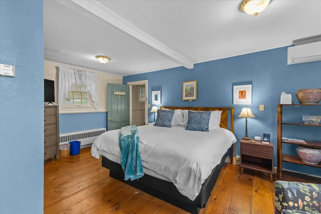 717 Maple Street Stowe VT 05672