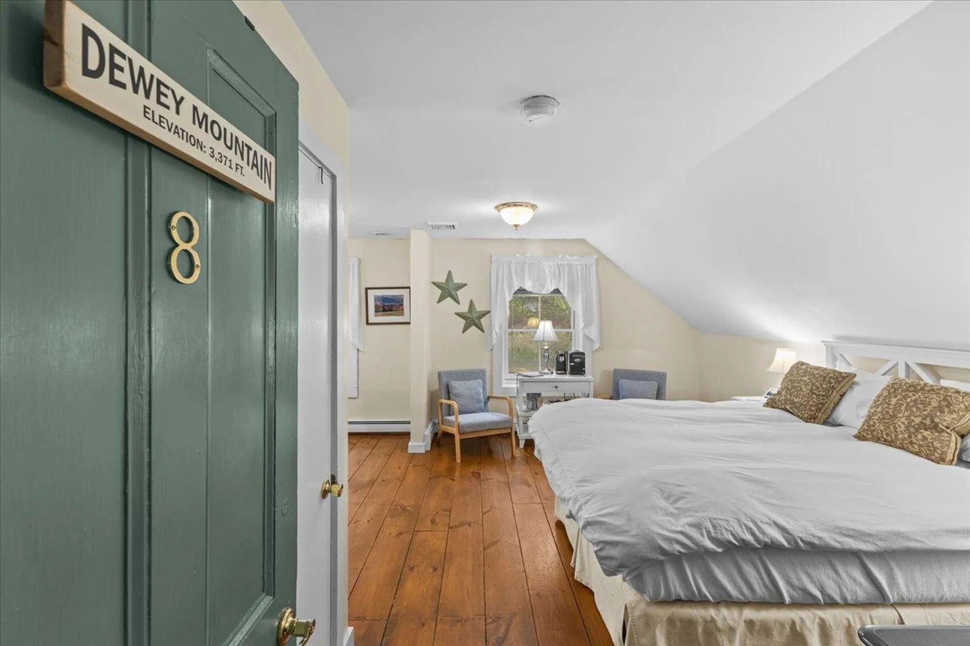 717 Maple Street Stowe VT 05672