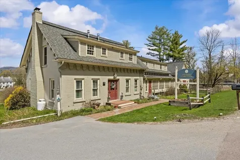 717 Maple Street Stowe VT 05672