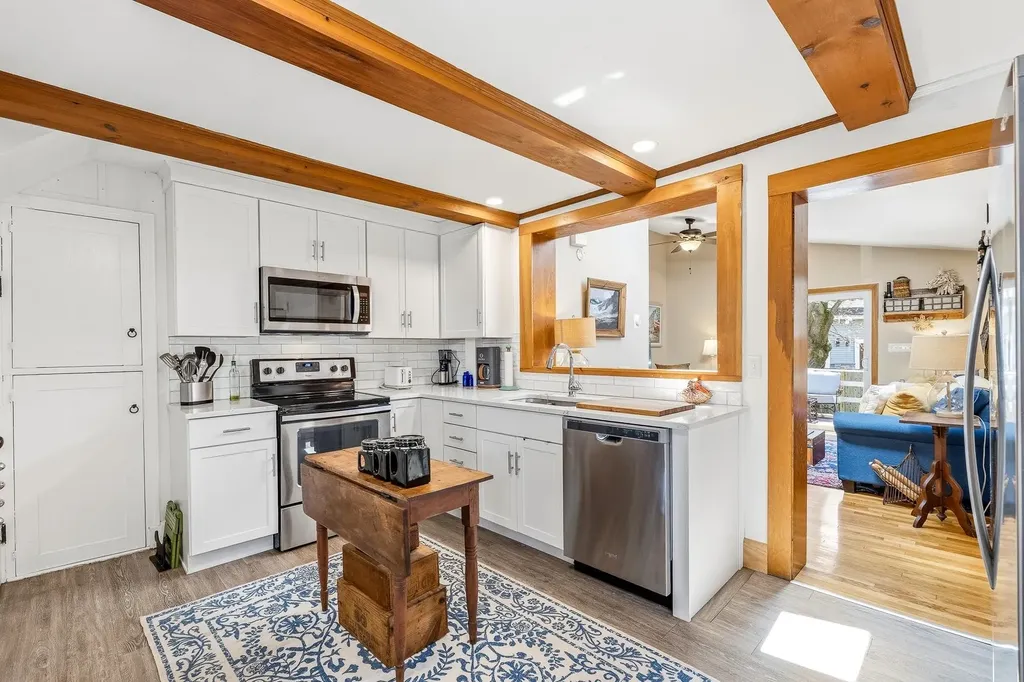 187 Raleigh Way Portsmouth NH 03801