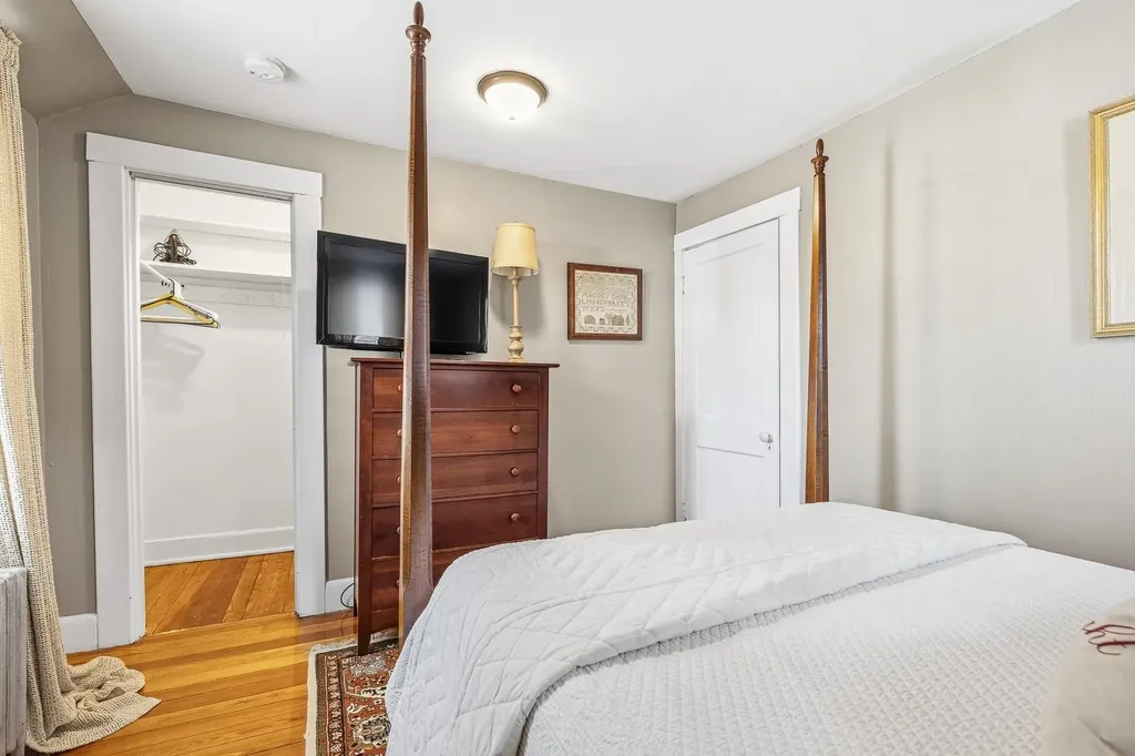 187 Raleigh Way Portsmouth NH 03801