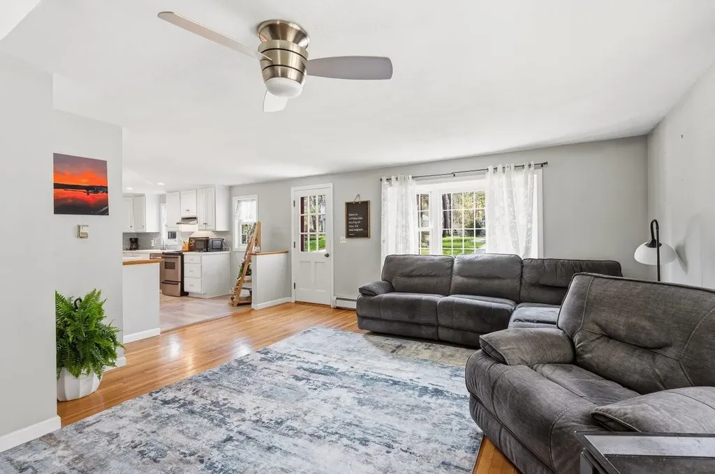 21 Gary Lane Exeter NH 03833