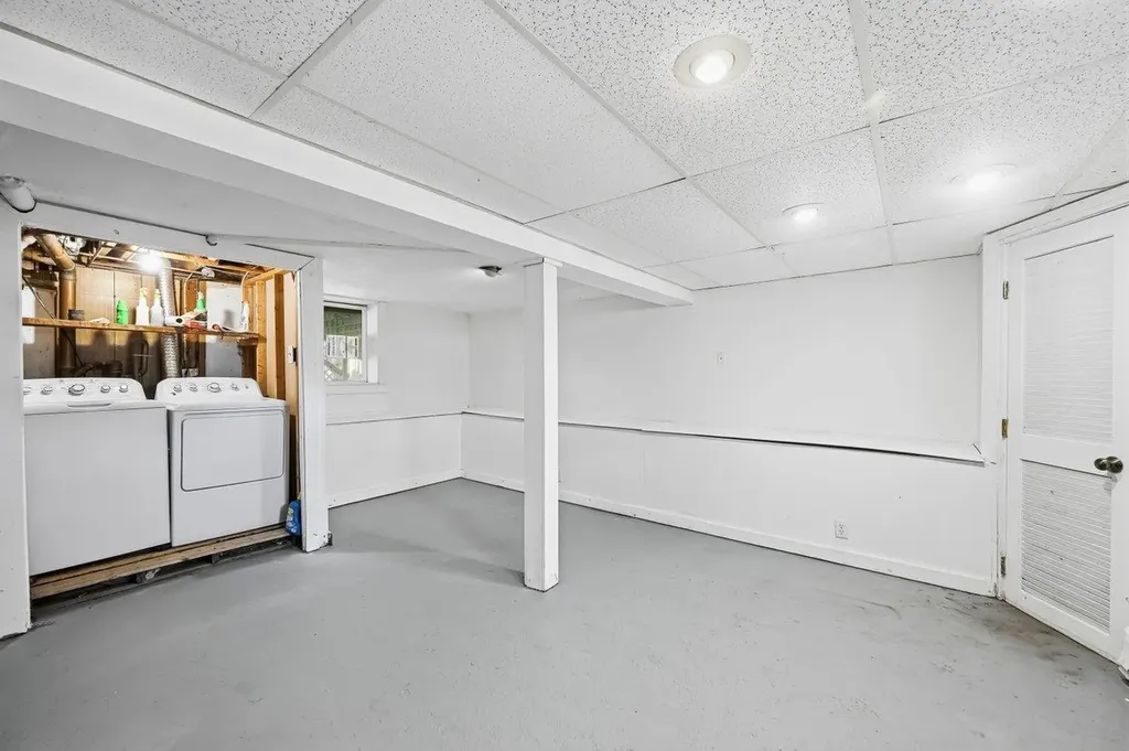 21 Gary Lane Exeter NH 03833