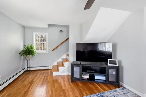 21 Gary Lane Exeter NH 03833