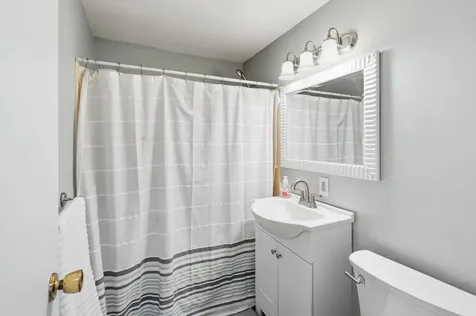 21 Gary Lane Exeter NH 03833