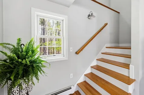 21 Gary Lane Exeter NH 03833