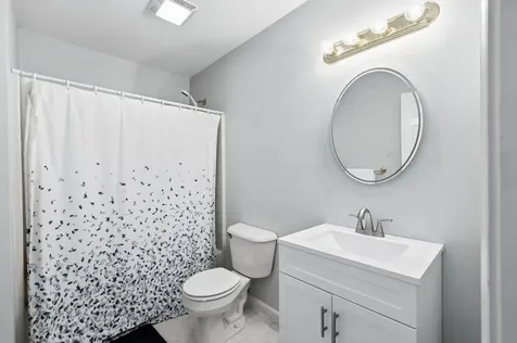 21 Gary Lane Exeter NH 03833