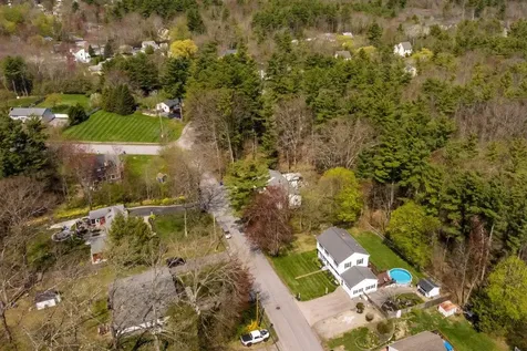 21 Gary Lane Exeter NH 03833