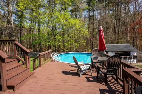 21 Gary Lane Exeter NH 03833