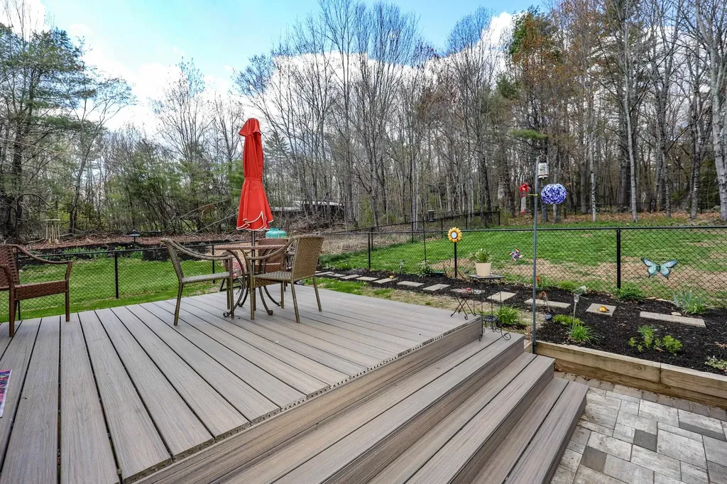 118 Harriman Hill Road Raymond NH 03077