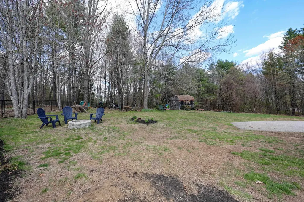 118 Harriman Hill Road Raymond NH 03077