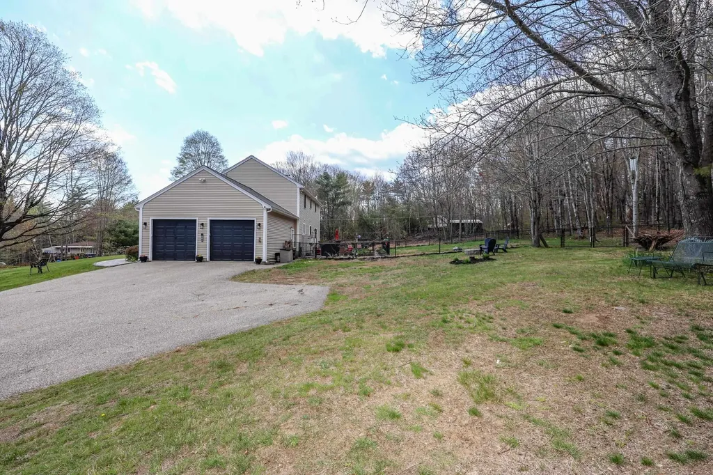 118 Harriman Hill Road Raymond NH 03077