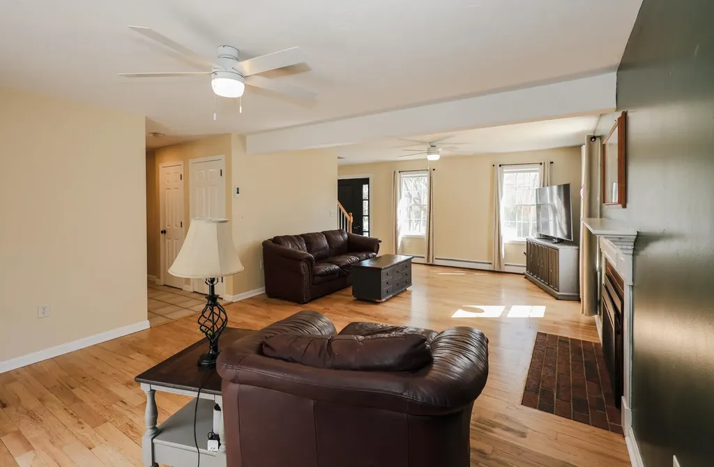 118 Harriman Hill Road Raymond NH 03077
