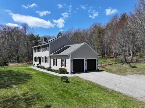 118 Harriman Hill Road Raymond NH 03077