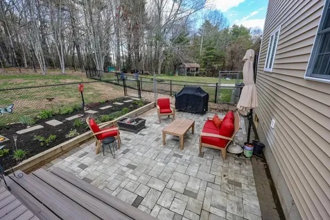 118 Harriman Hill Road Raymond NH 03077