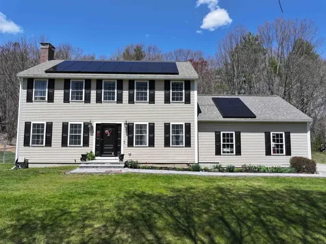 118 Harriman Hill Road Raymond NH 03077
