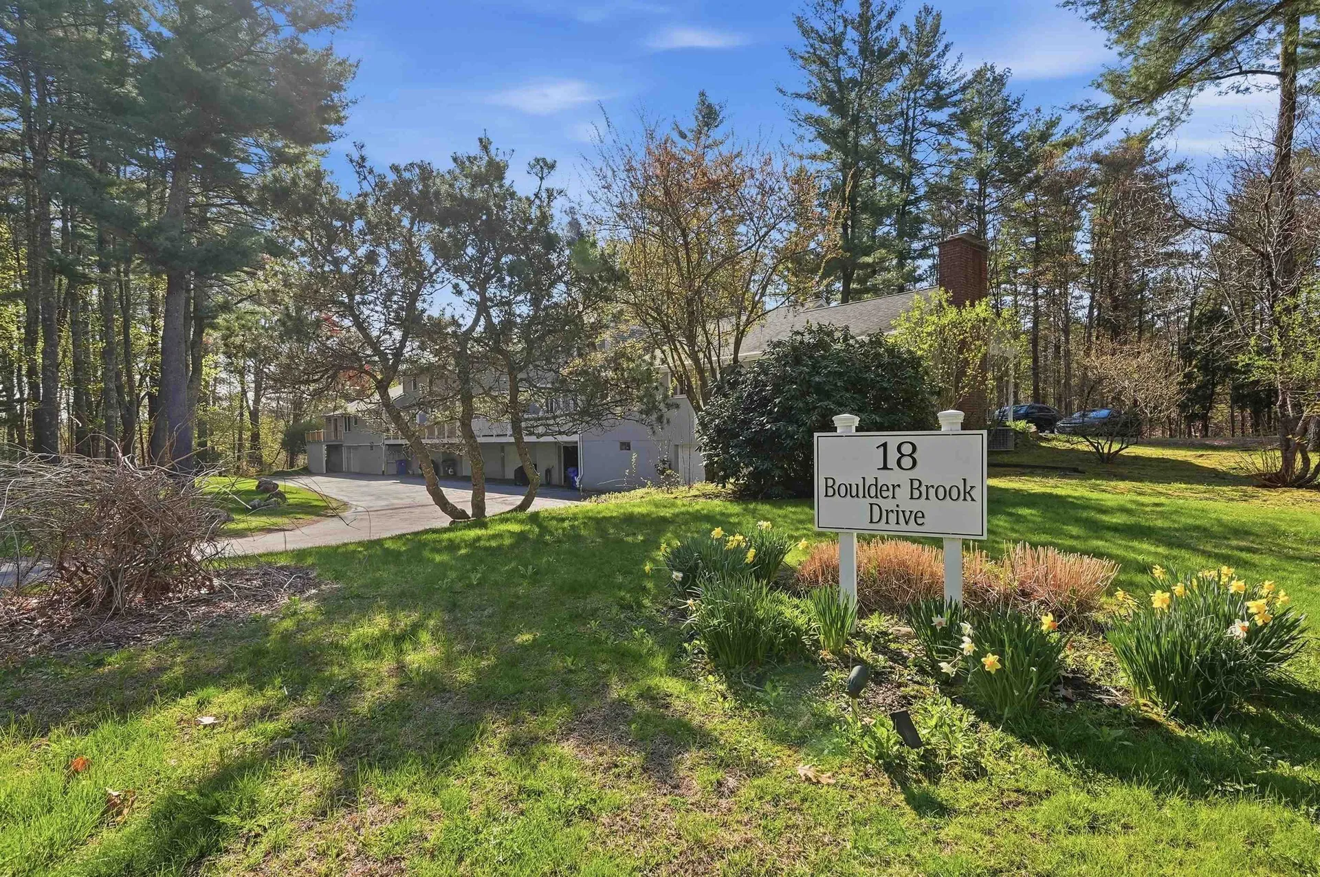 18 Boulder Brook Drive Exeter NH 03833
