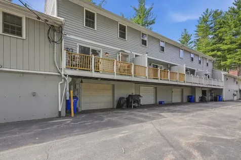 18 Boulder Brook Drive Exeter NH 03833
