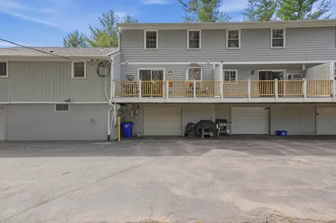 18 Boulder Brook Drive Exeter NH 03833