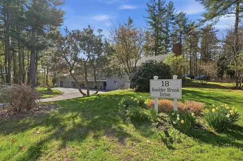 18 Boulder Brook Drive Exeter NH 03833