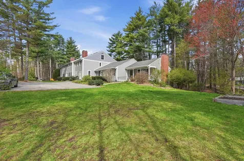 18 Boulder Brook Drive Exeter NH 03833