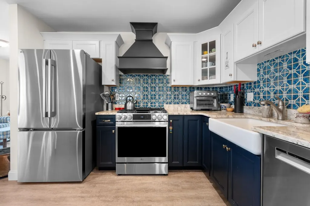 2 Strawberry Lane Hooksett NH 03106