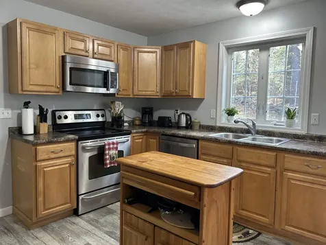 90 Cedar Ridge Drive New Ipswich NH 03071