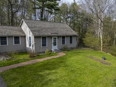 34 Cleveland Hill Road Brookline NH 03033