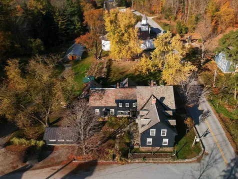 95 Middletown Road Londonderry VT 05155