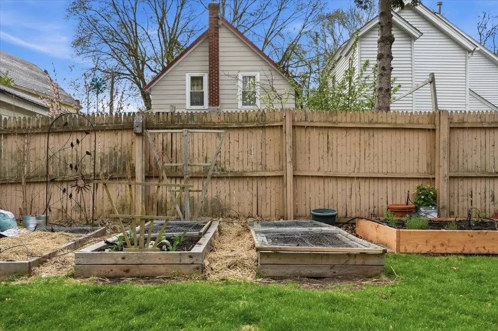 9 West Street Winooski VT 05404
