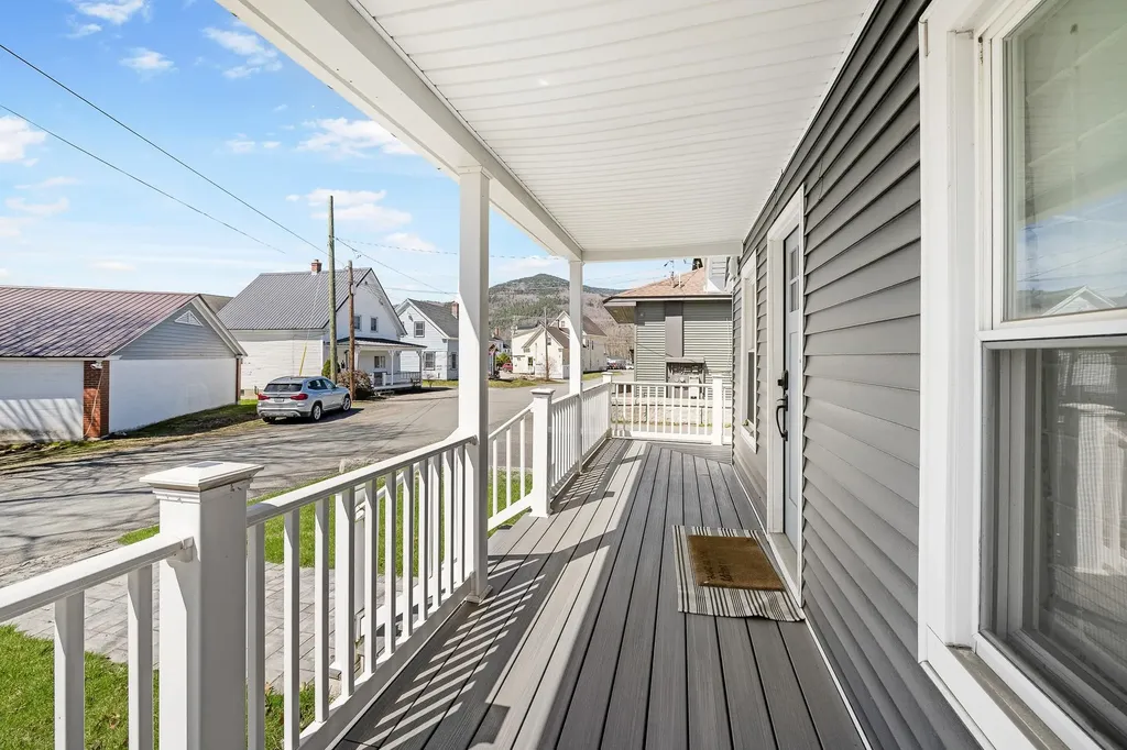 13 Merrill Street Colebrook NH 03576