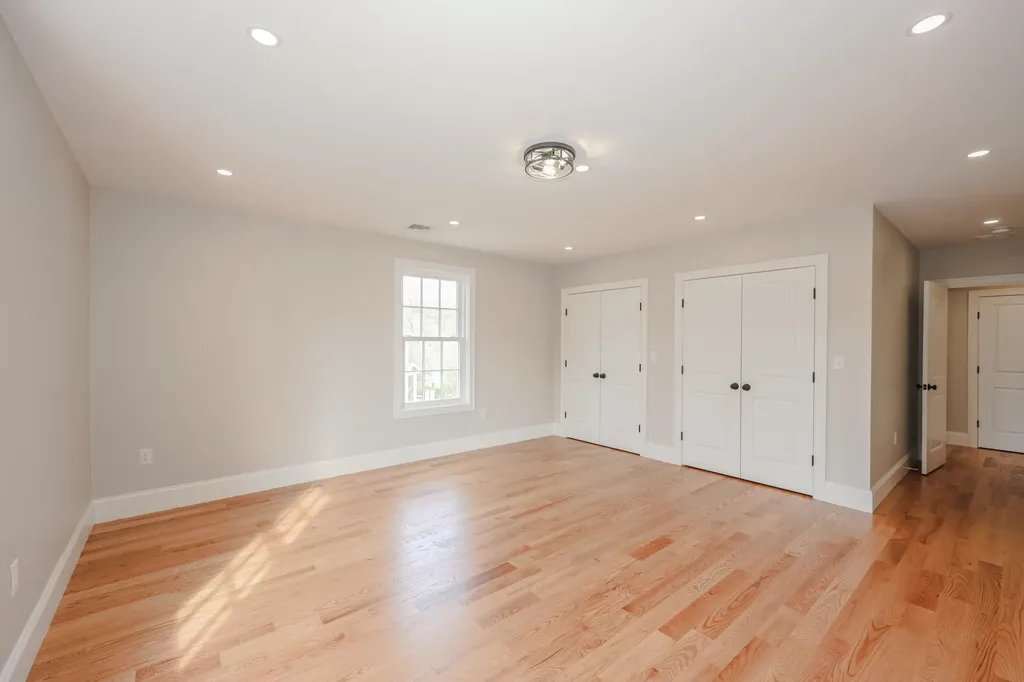 53/53A Bagdad Road Durham NH 03824