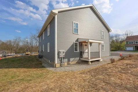 53/53A Bagdad Road Durham NH 03824