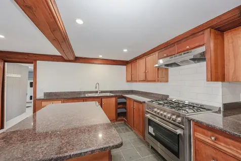 53/53A Bagdad Road Durham NH 03824