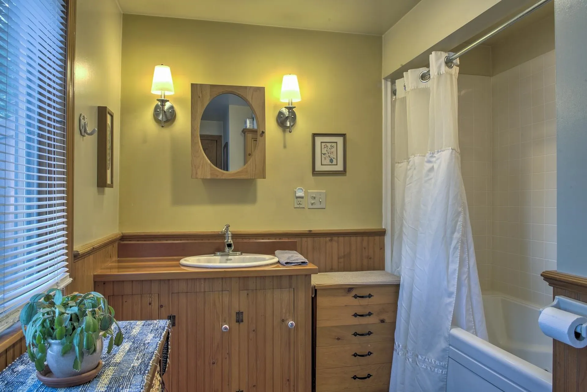 39 Headlands Road Winchester NH 03470
